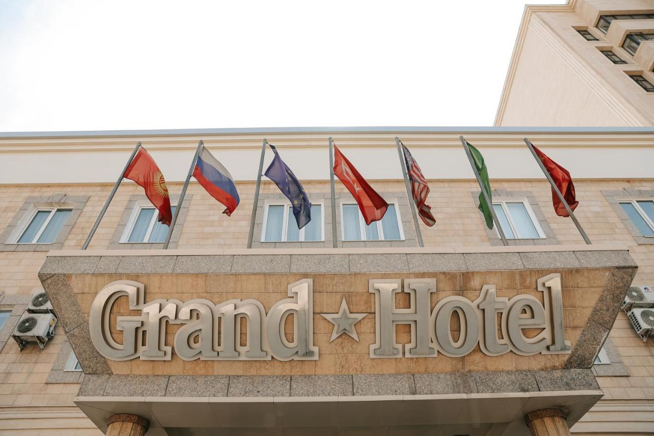 Grand Hotel Bishkek Exterior foto